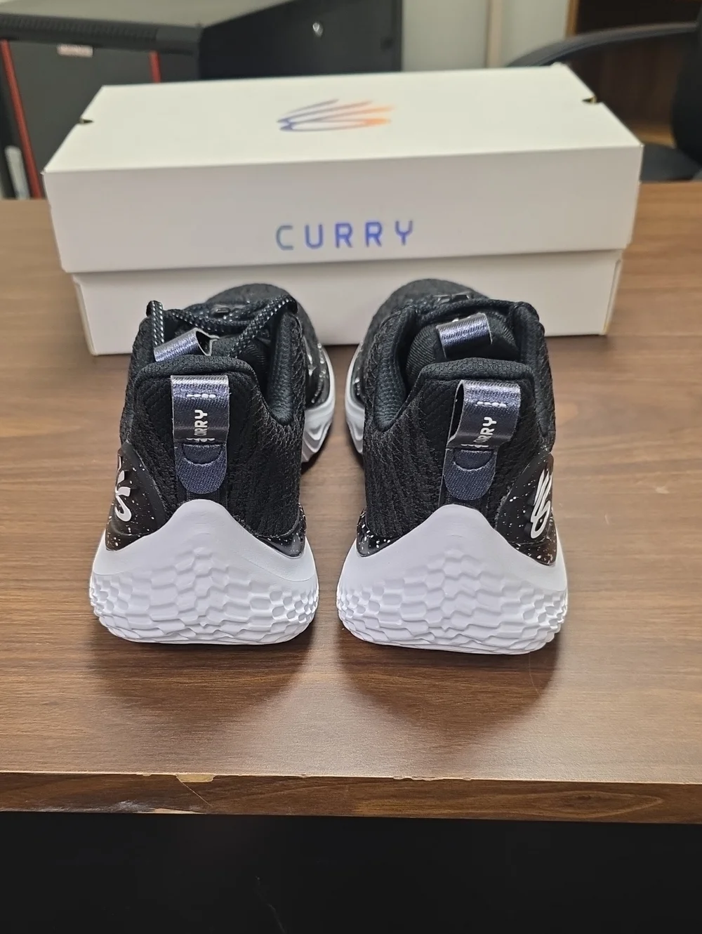 Under Armour Team Curry 10 Basketball Black White 3026624-100 Men's 13